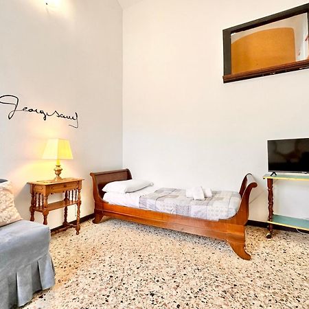 Vivi La Mia Liguria - Casa D'Arte E Vacanze - Big Apartment With Free Parking 피날레리구레 외부 사진