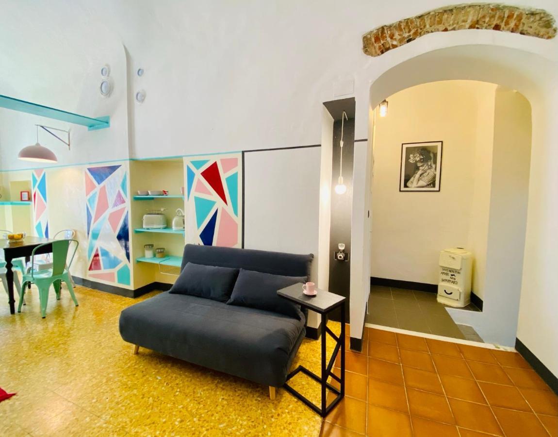 Vivi La Mia Liguria - Casa D'Arte E Vacanze - Big Apartment With Free Parking 피날레리구레 외부 사진