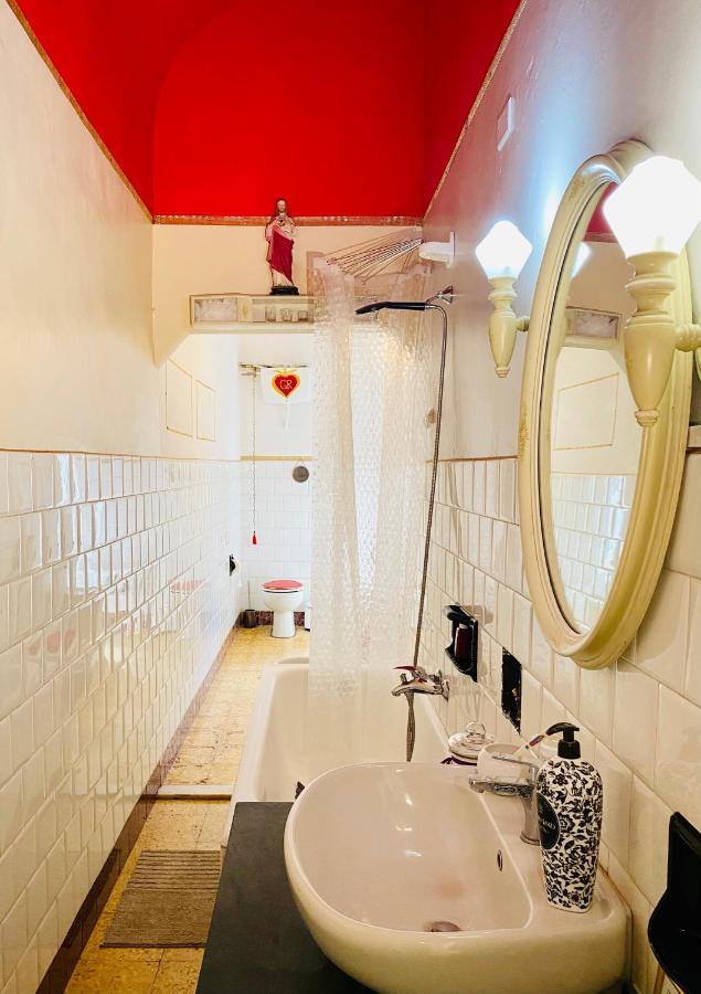 Vivi La Mia Liguria - Casa D'Arte E Vacanze - Big Apartment With Free Parking 피날레리구레 외부 사진